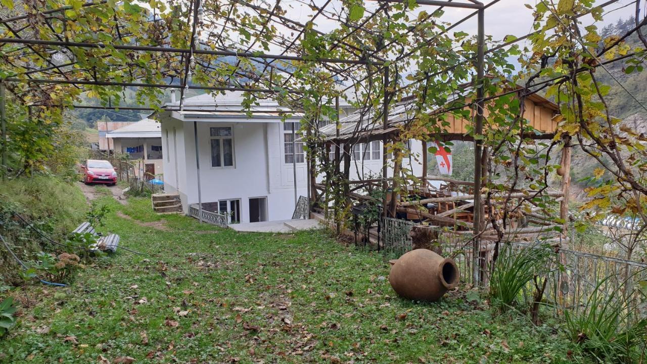 Guest House Okropilauri Shuakhevi 外观 照片